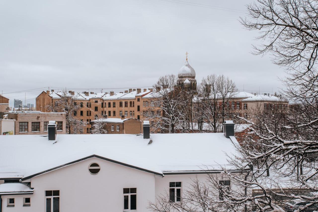 Stylish Latvian-style Near Center, Parks, Cafes & Public Transit Appartement Riga